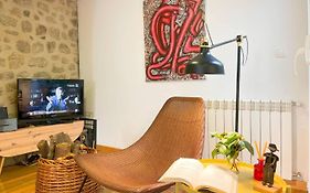 2Br Fireplace Historic Village